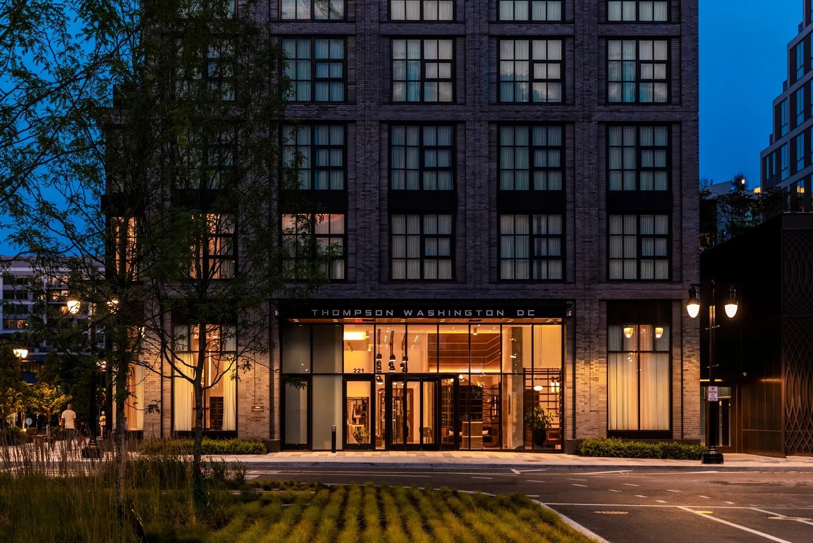 exterior-nightview
