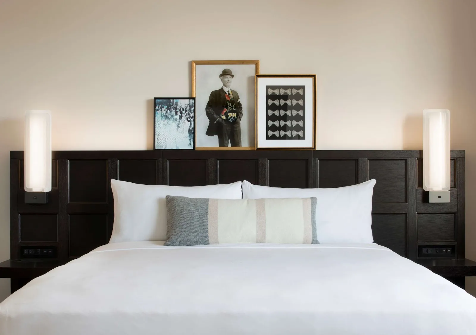 bedroom-kingbed