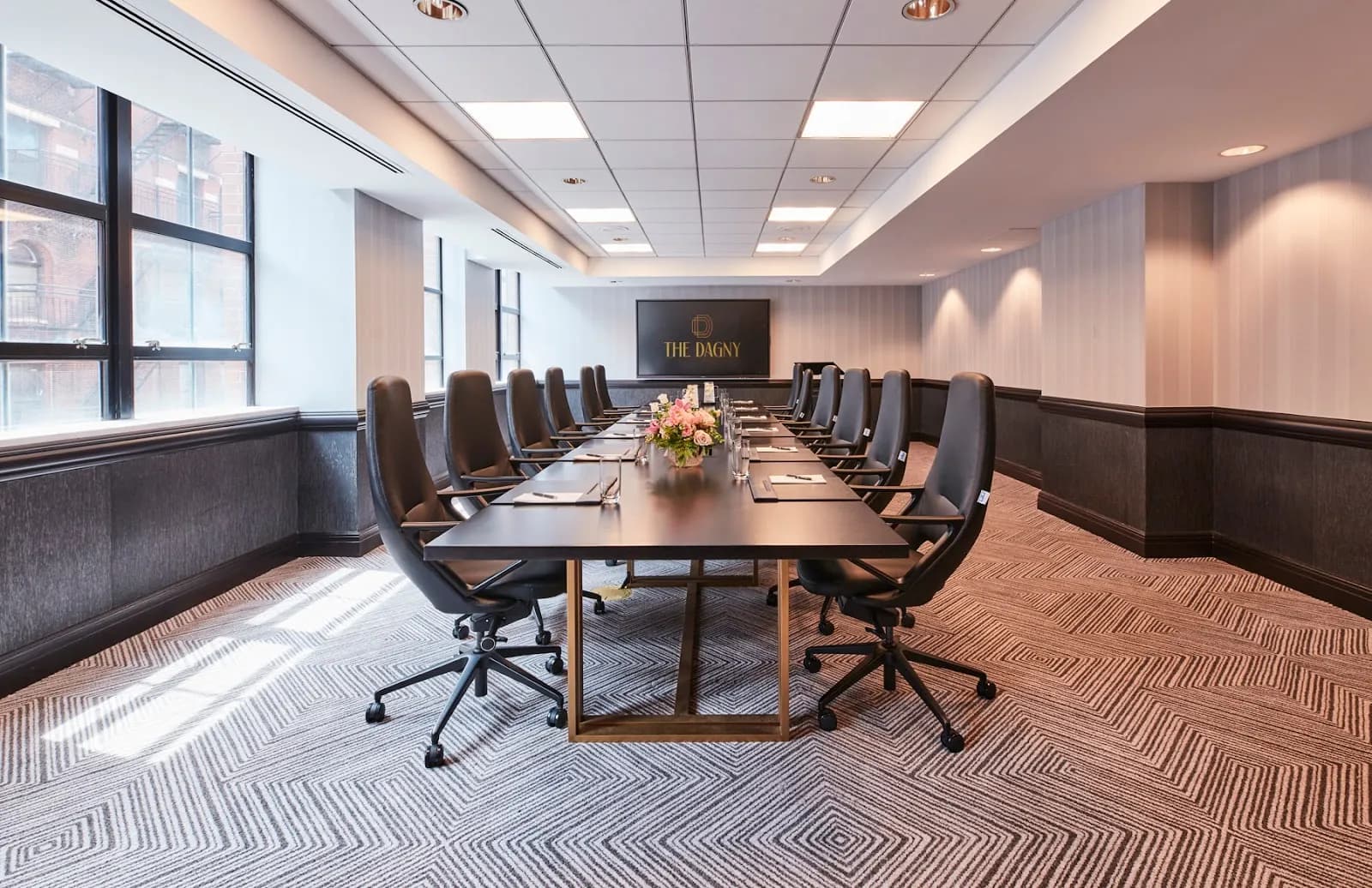 amenities-meetingroom