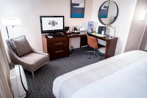 bedroom-deskarea