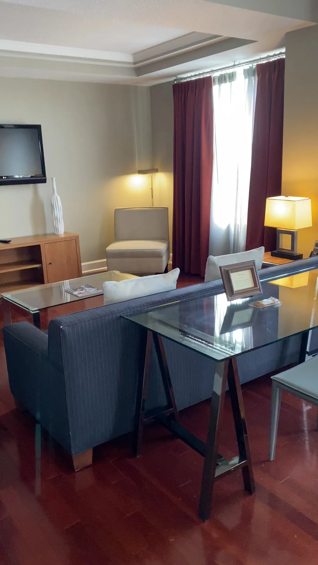 interior-suiteliving