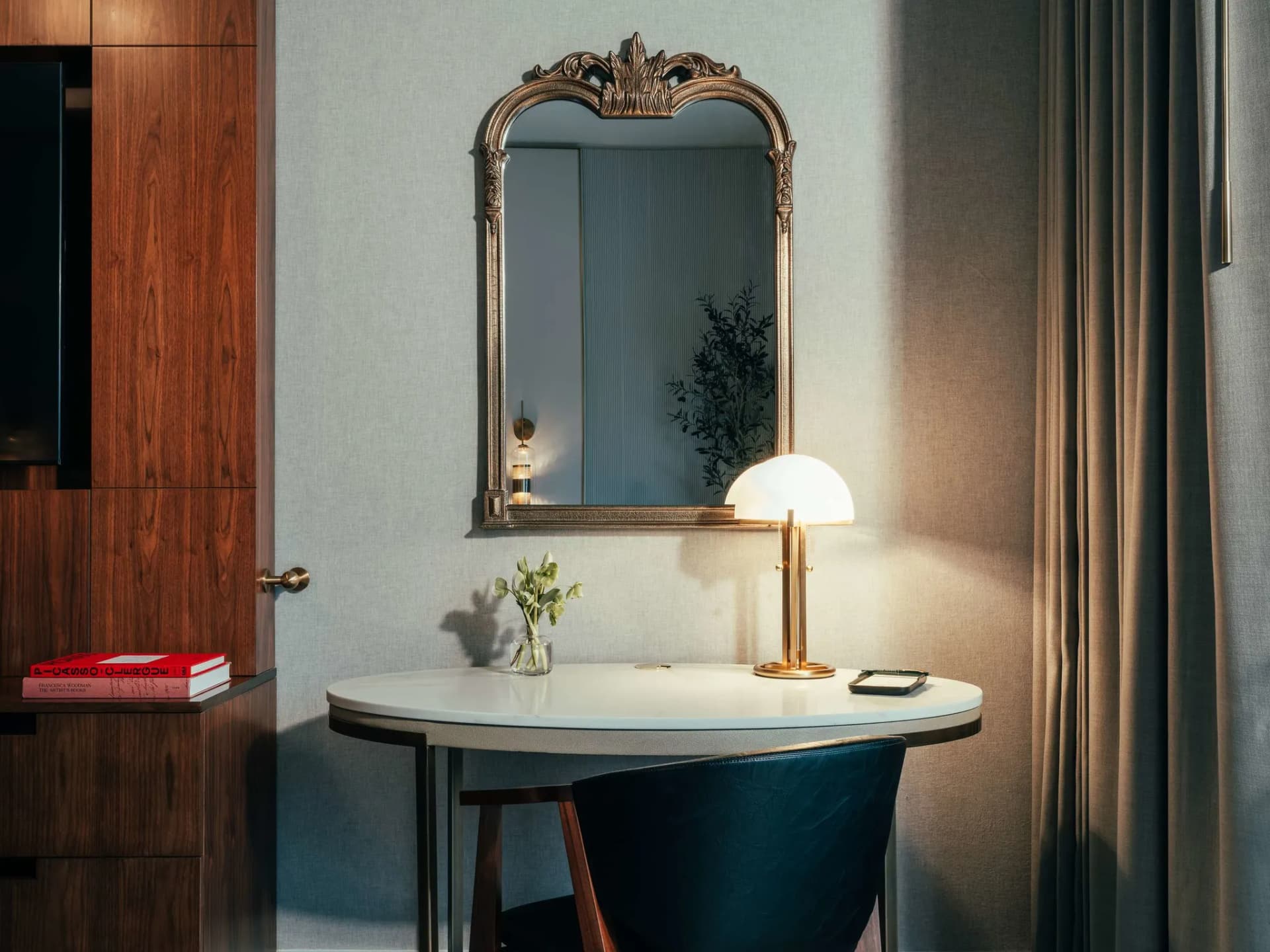 bedroom-deskarea