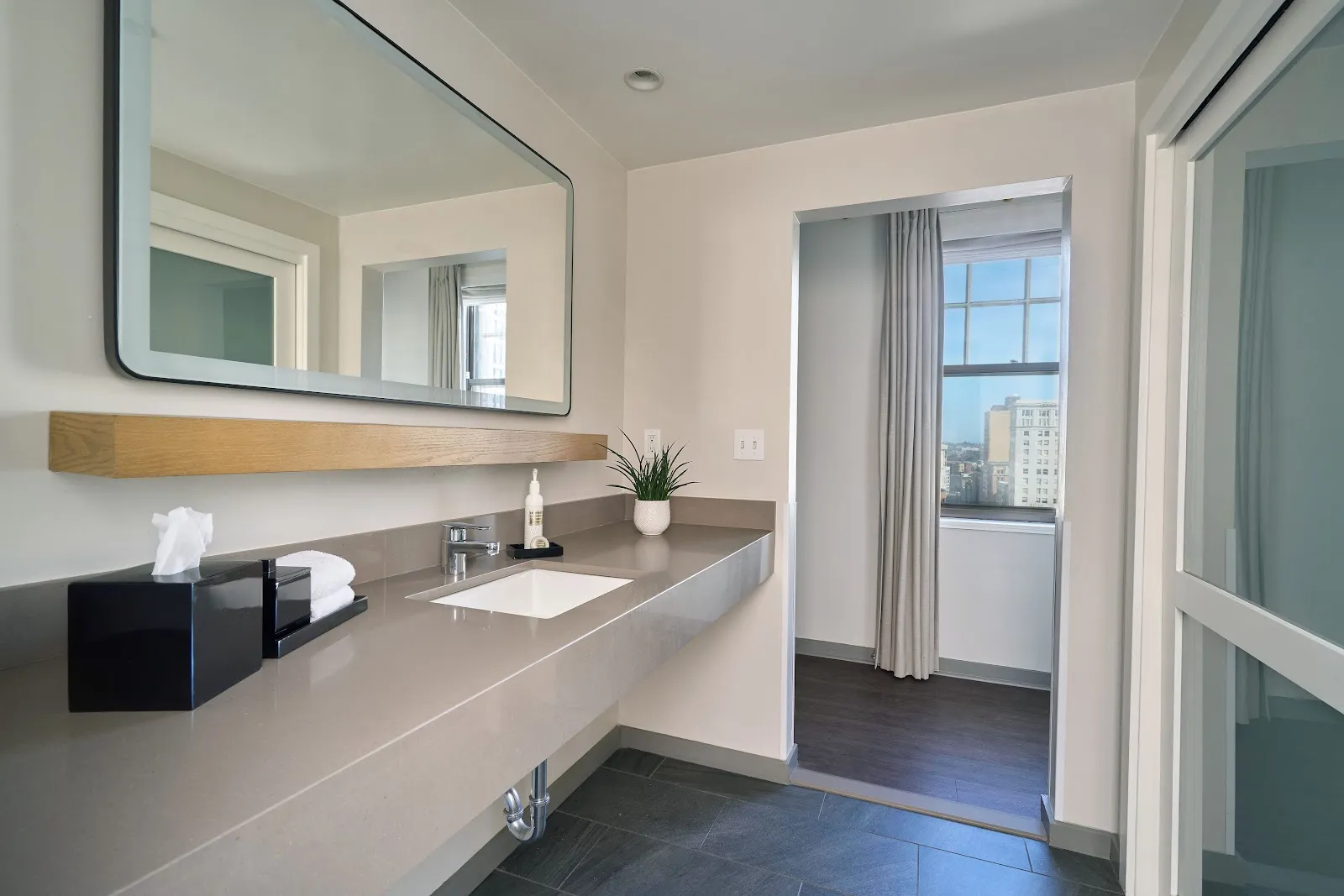 bathroom-vanity