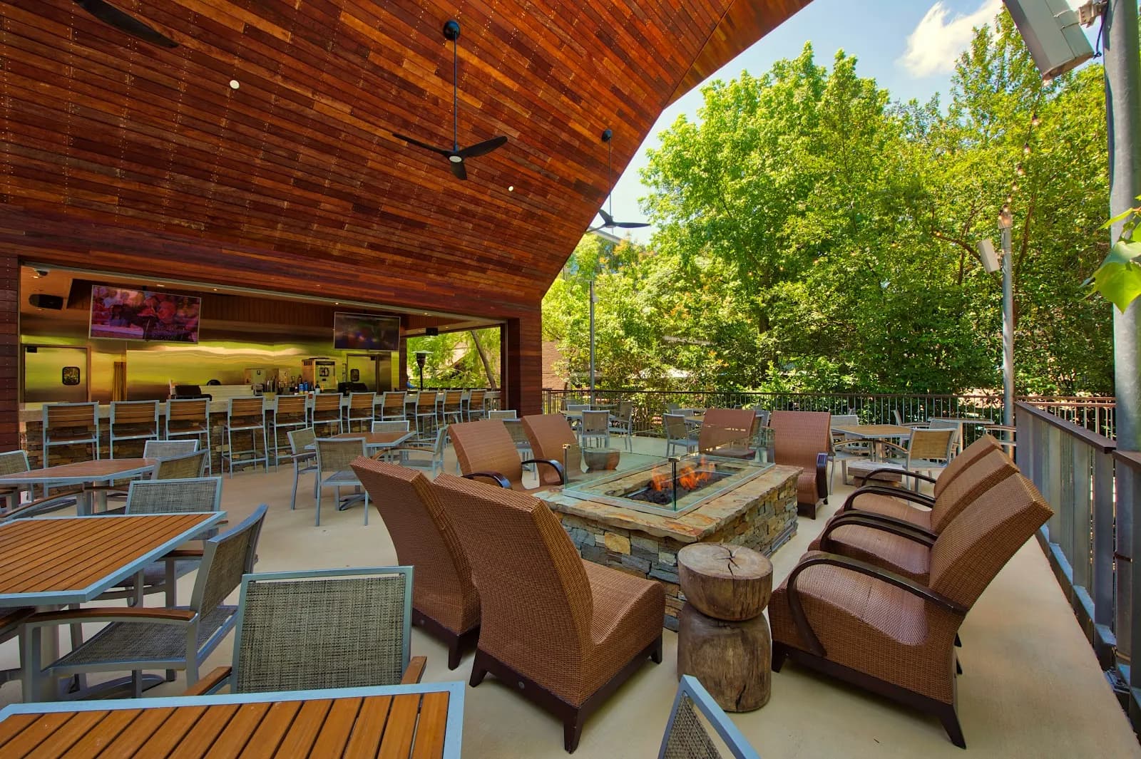 dining-patio