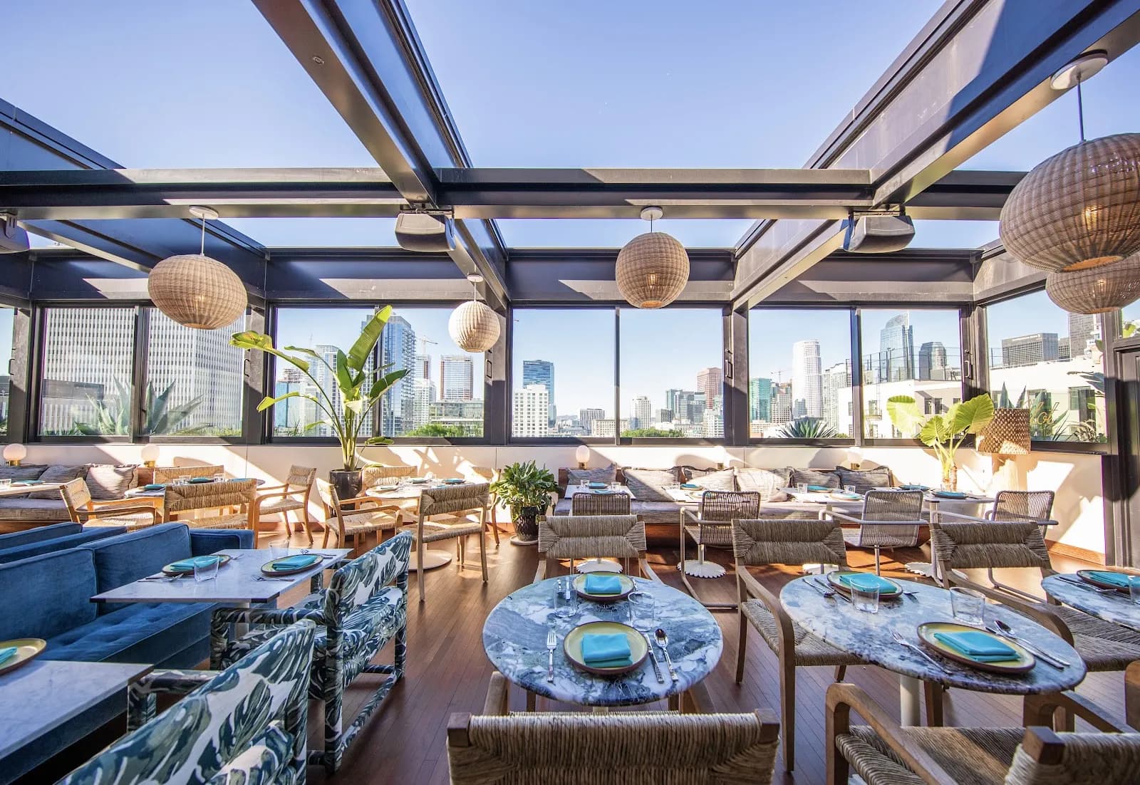 dining-rooftopdining