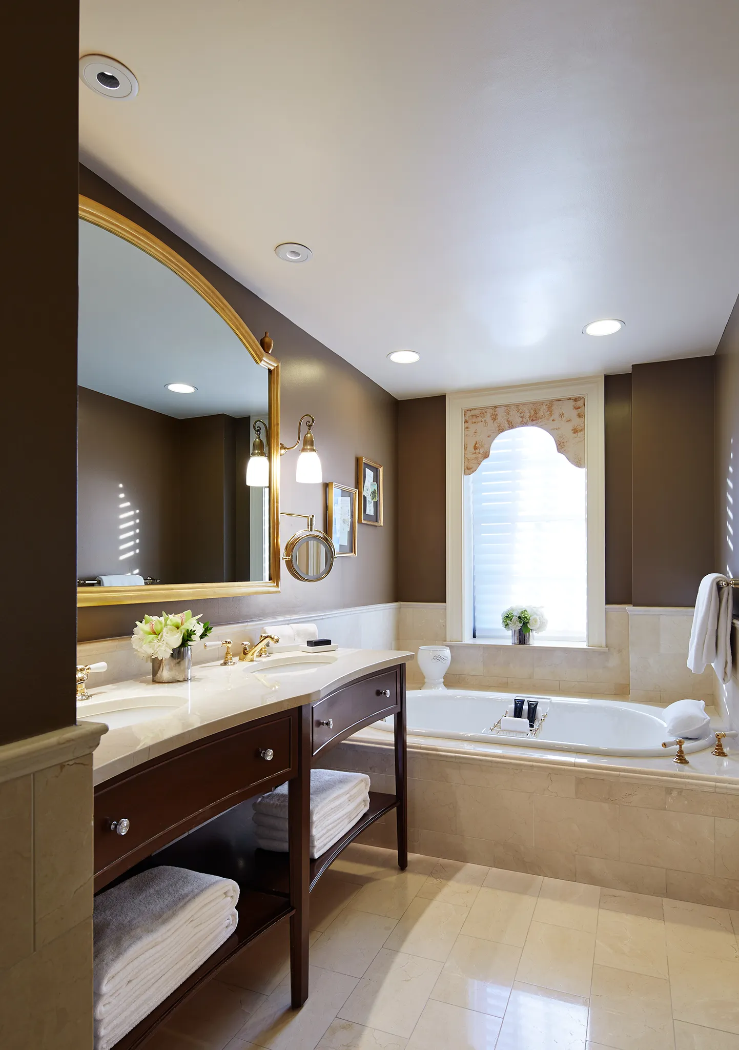 bathroom-vanity