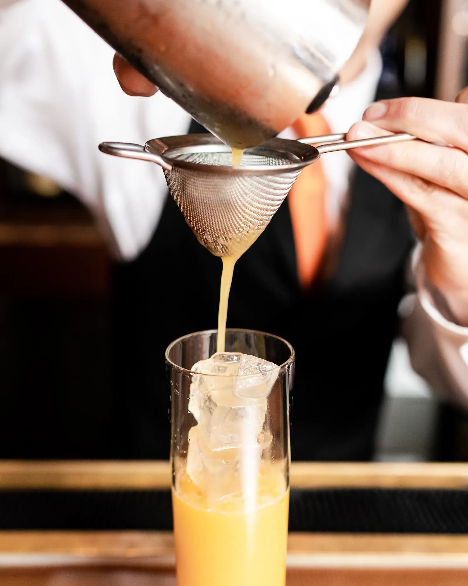 food-cocktailpour