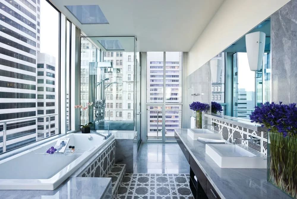 bathroom-bathtub