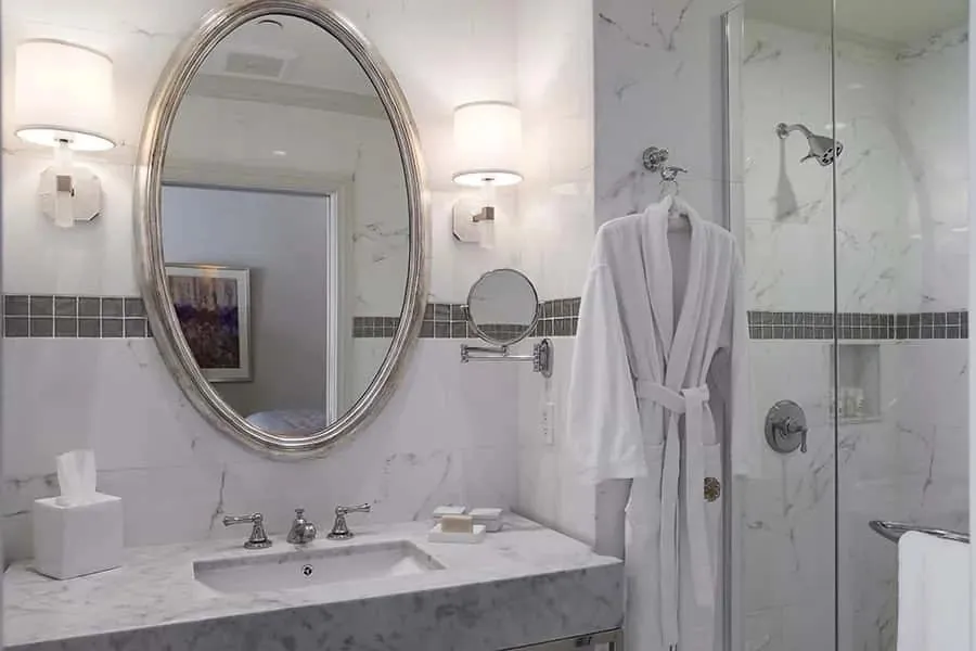 bathroom-vanity