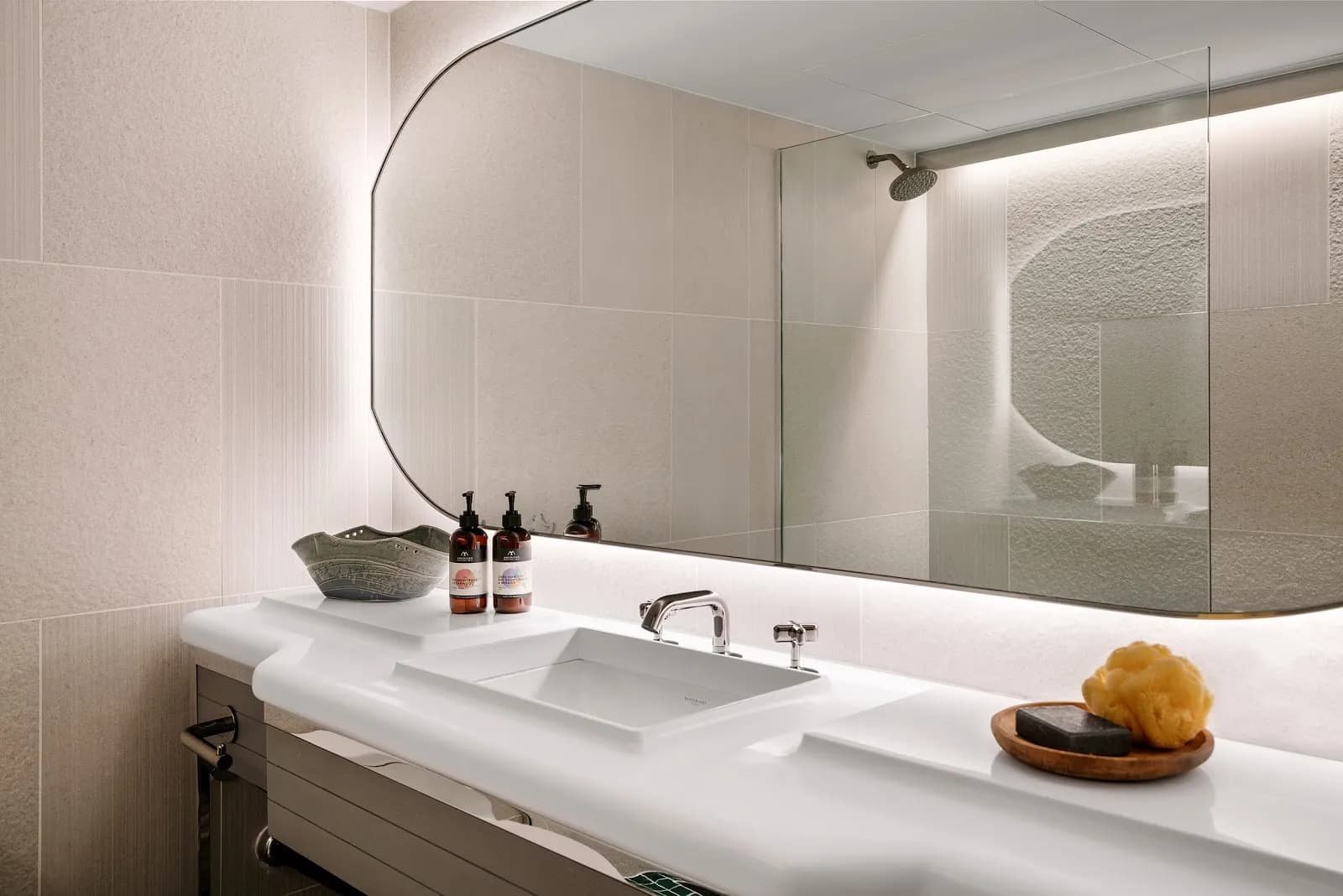 bathroom-vanity