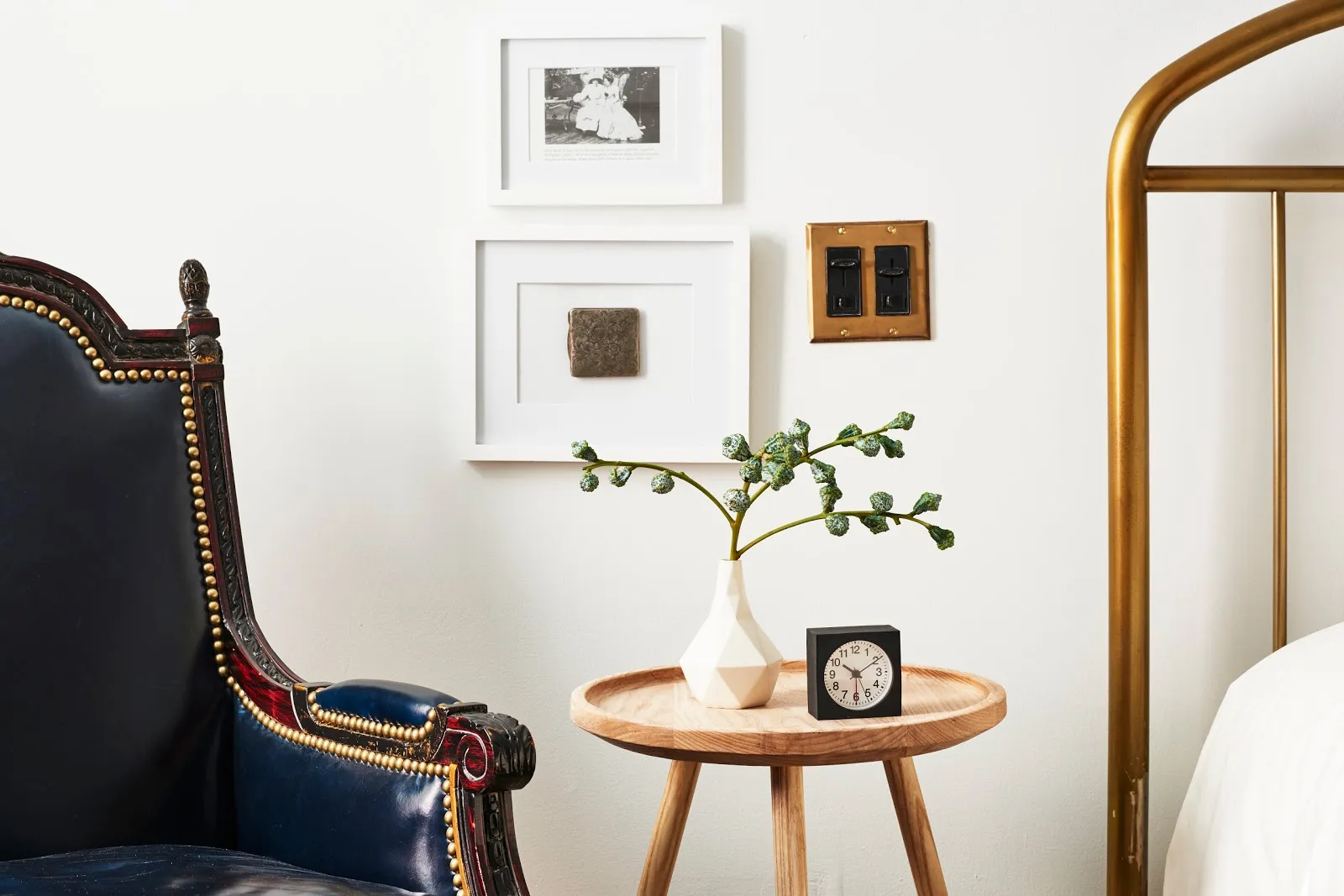 bedroom-sittingnook