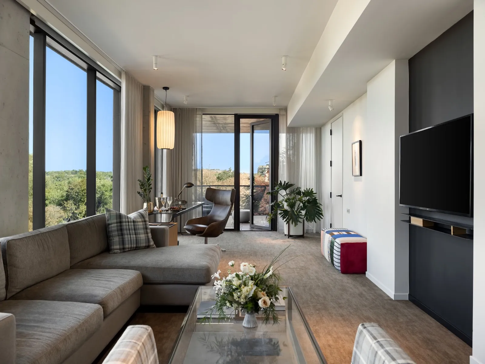 bedroom-suite