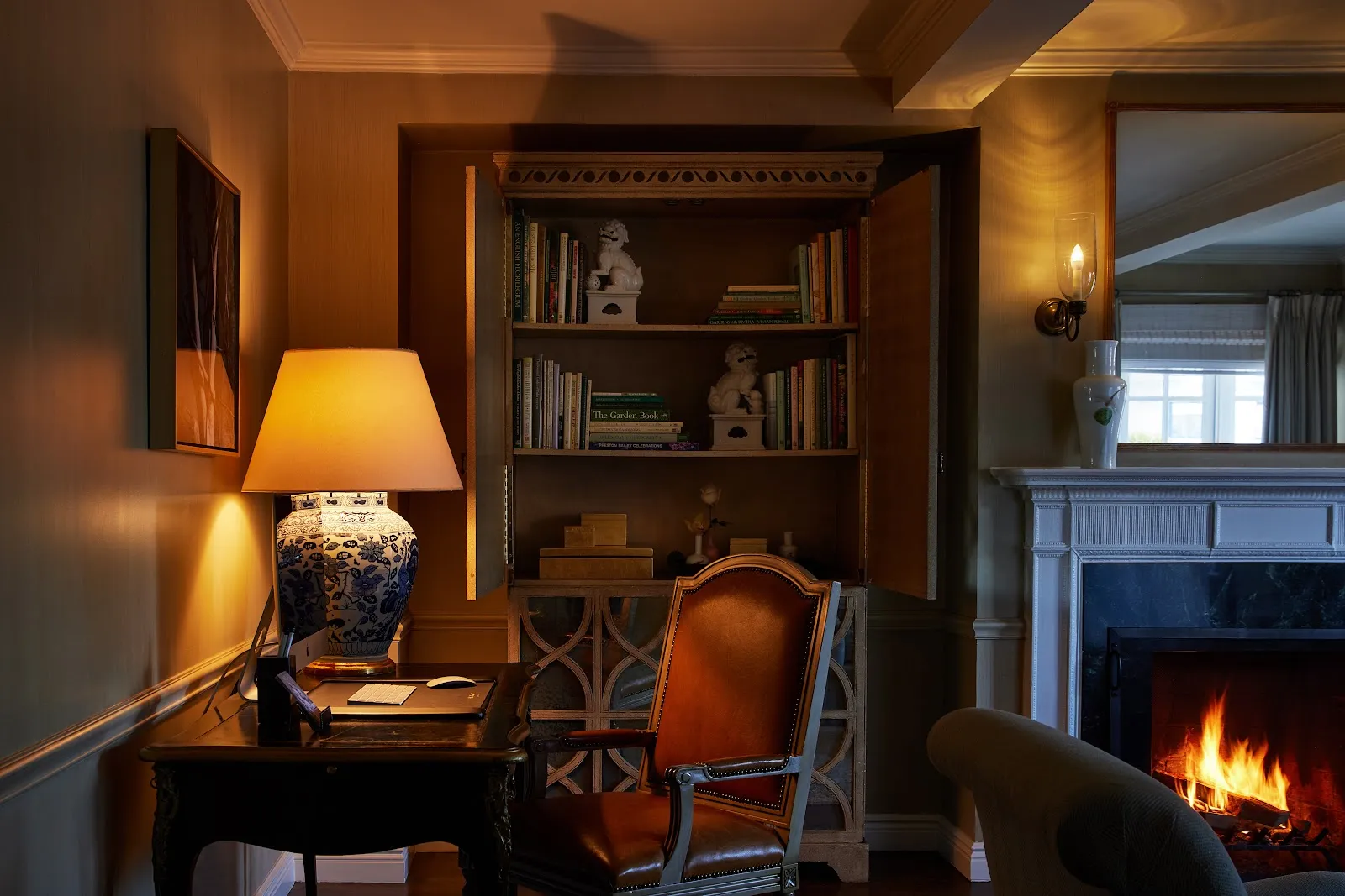 interior-fireplace