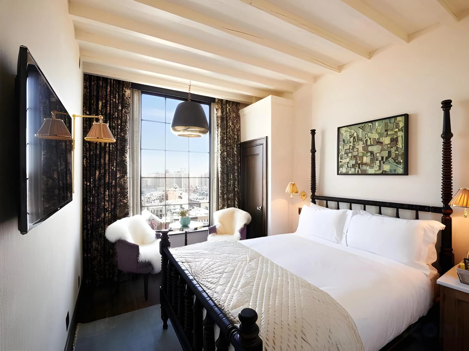 bedroom-kingbed-2
