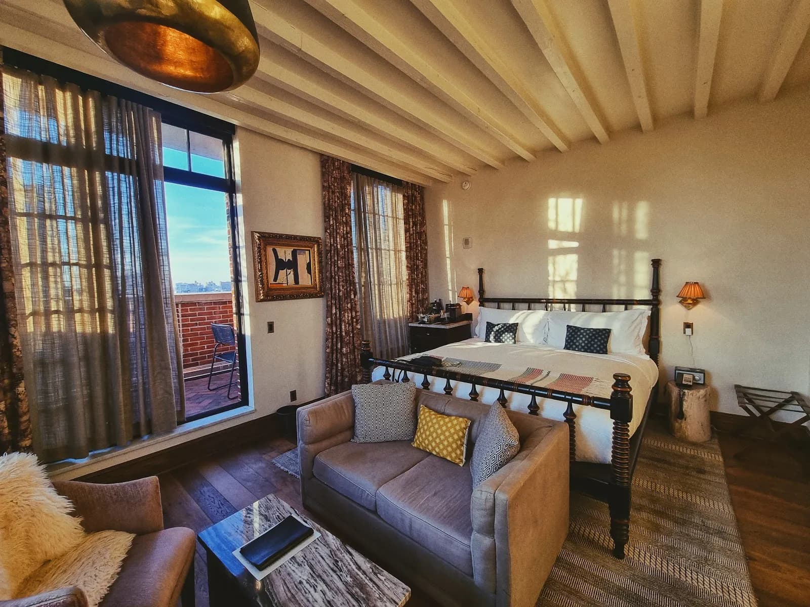 bedroom-suite