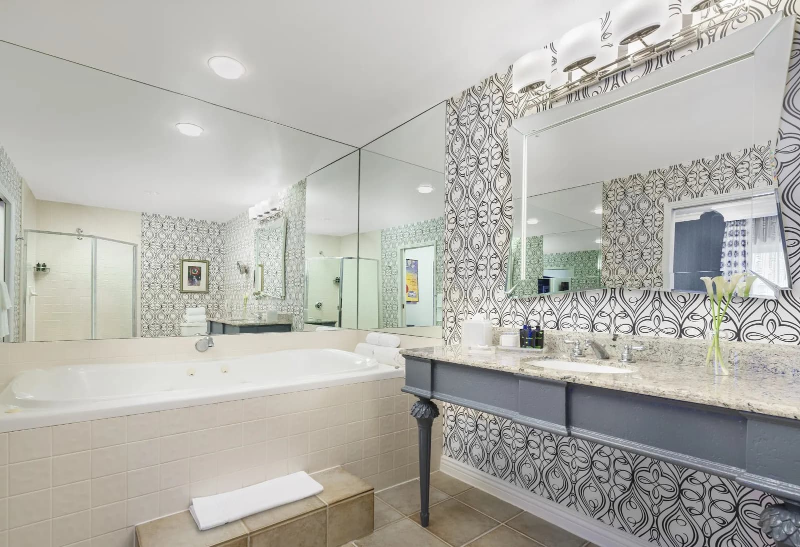 bathroom-bathtub
