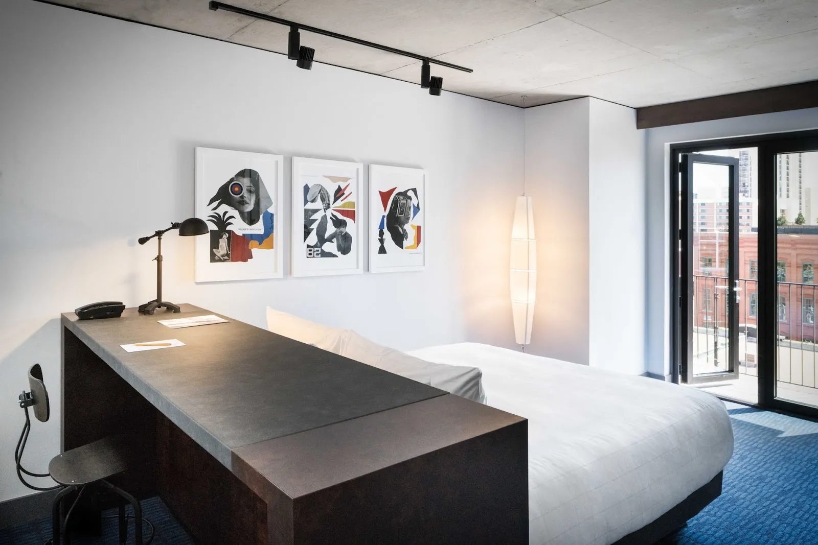 bedroom-kingbed-2