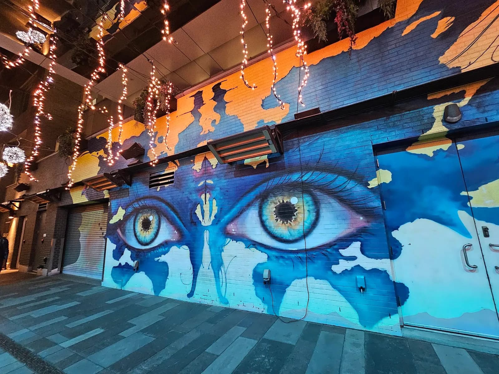exterior-mural