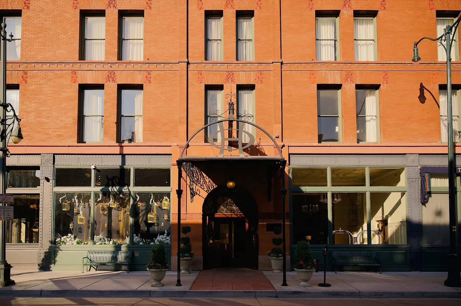 theoxfordhotel_exterior_facade