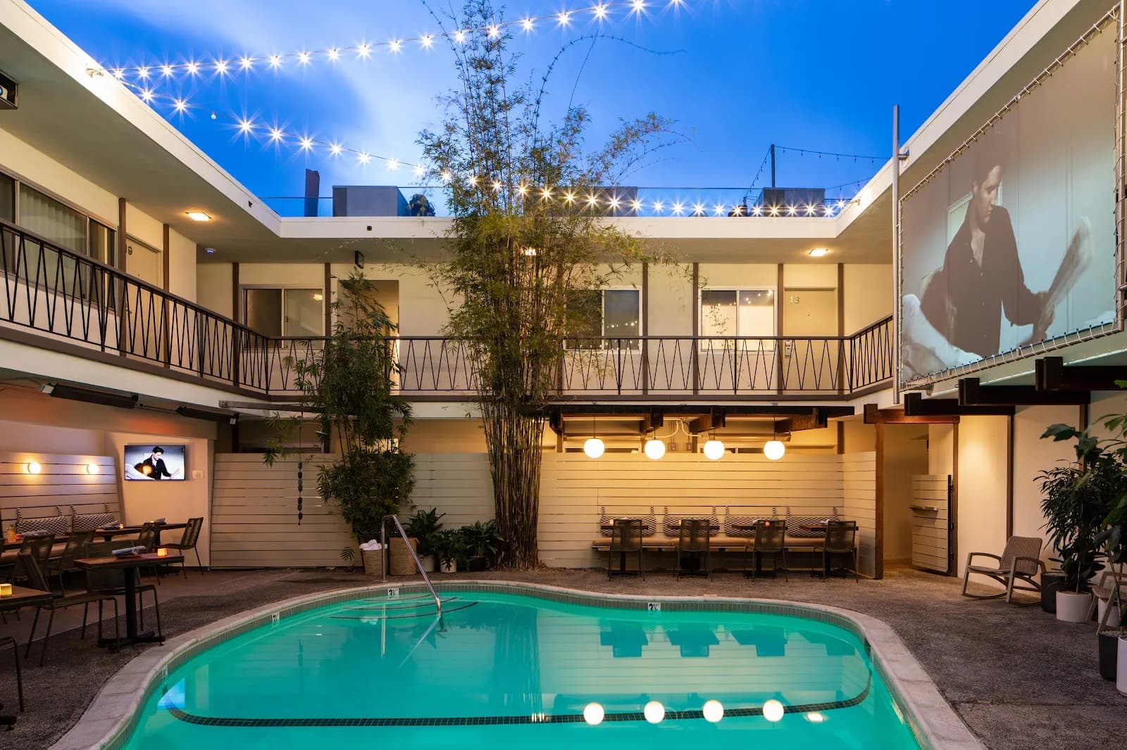 amenities-pool
