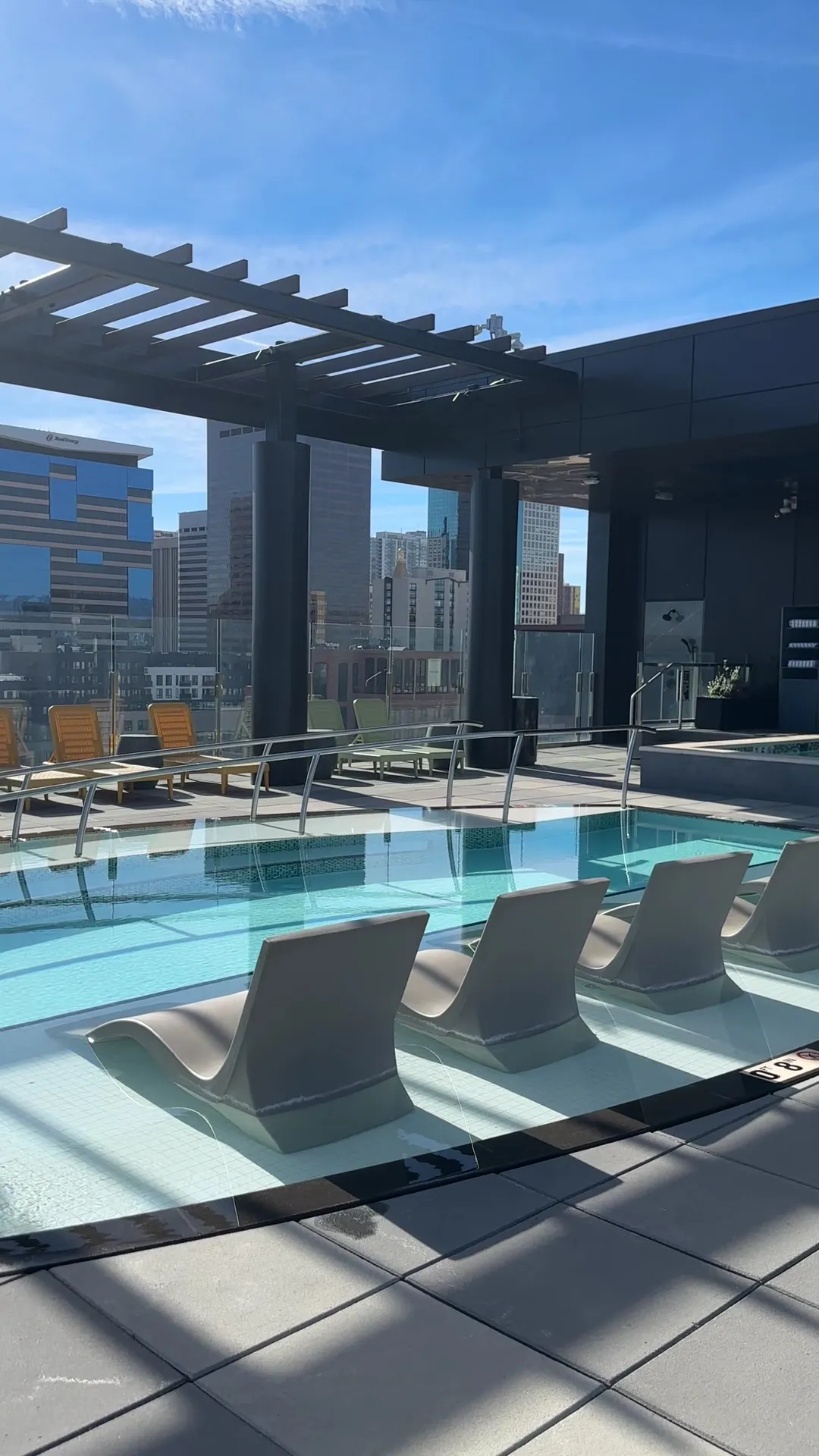 amenities-pool-3