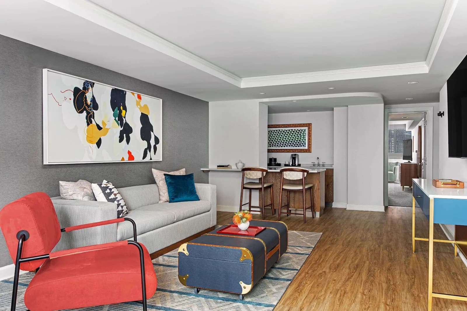 bedroom-suitelounge-3