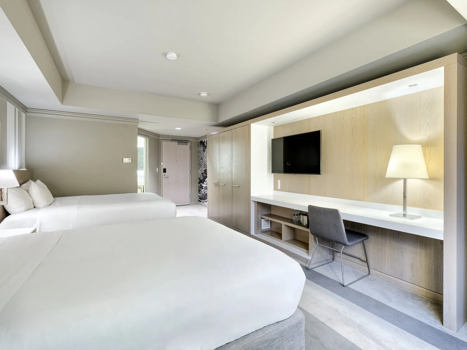 bedroom-doublebeds-3
