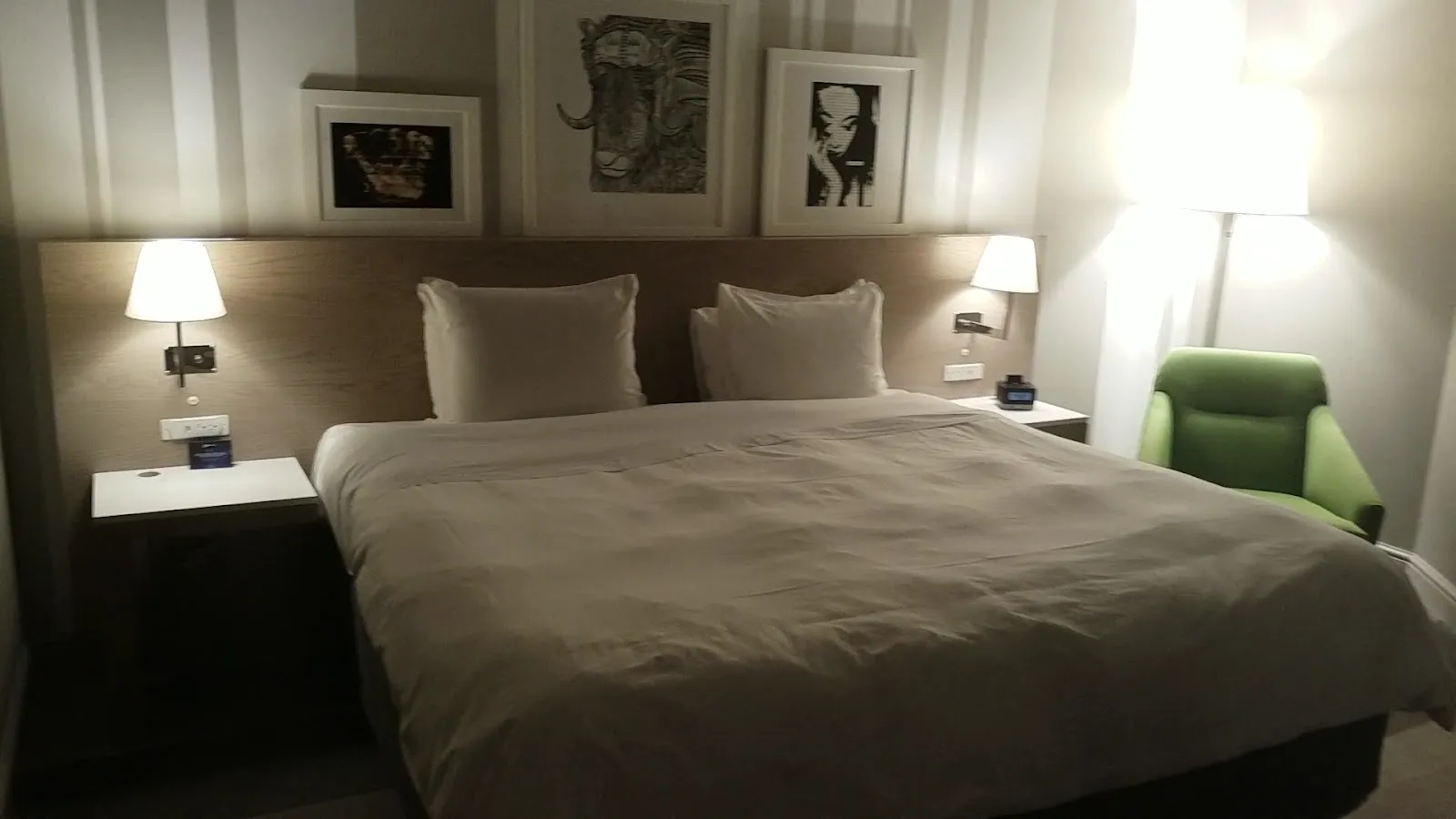 bedroom-kingbed-4
