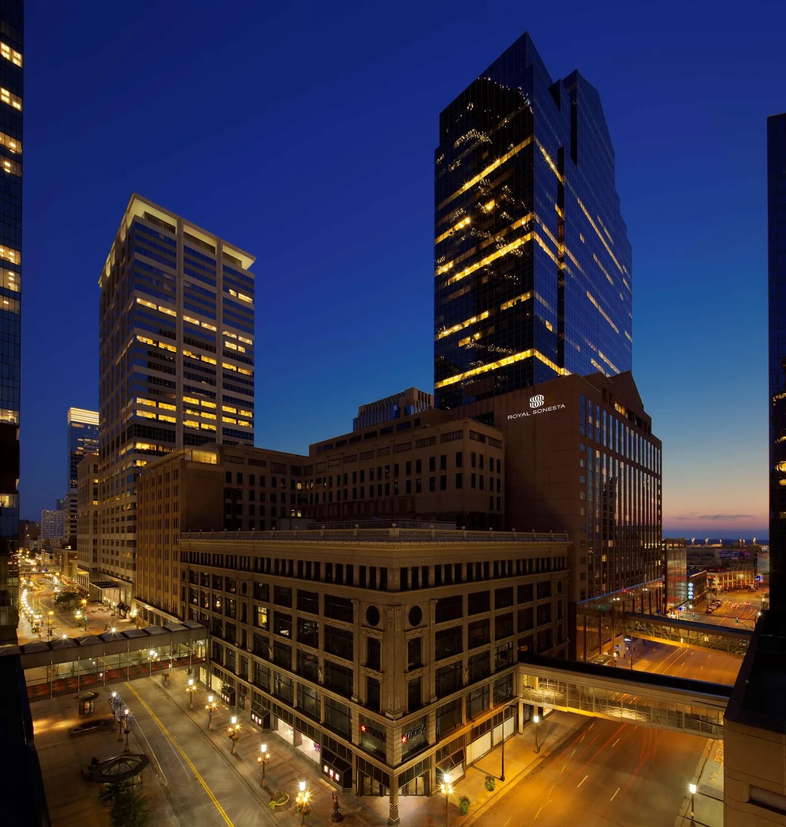 exterior-nightview