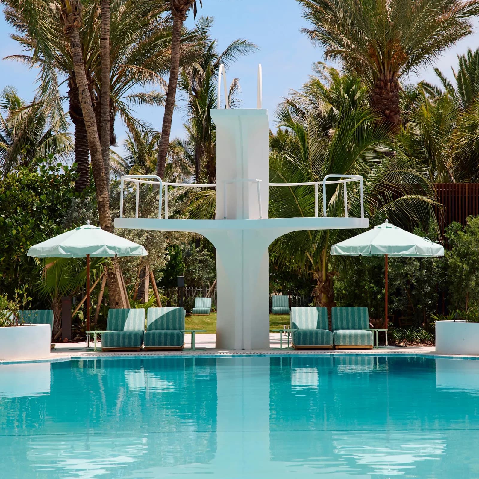amenities-pool