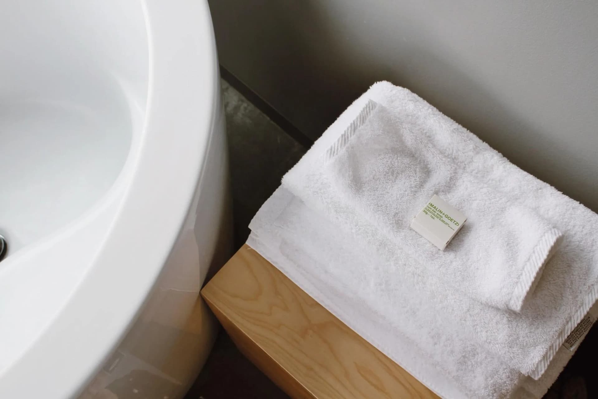bathroom-towels