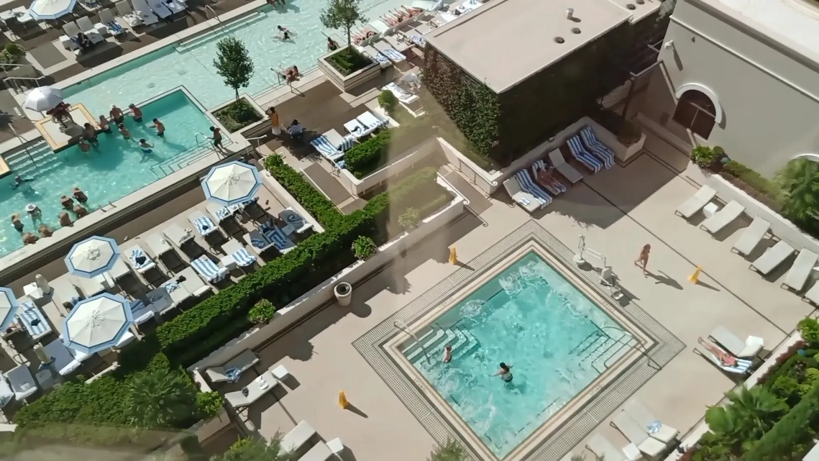 amenities-pool-2