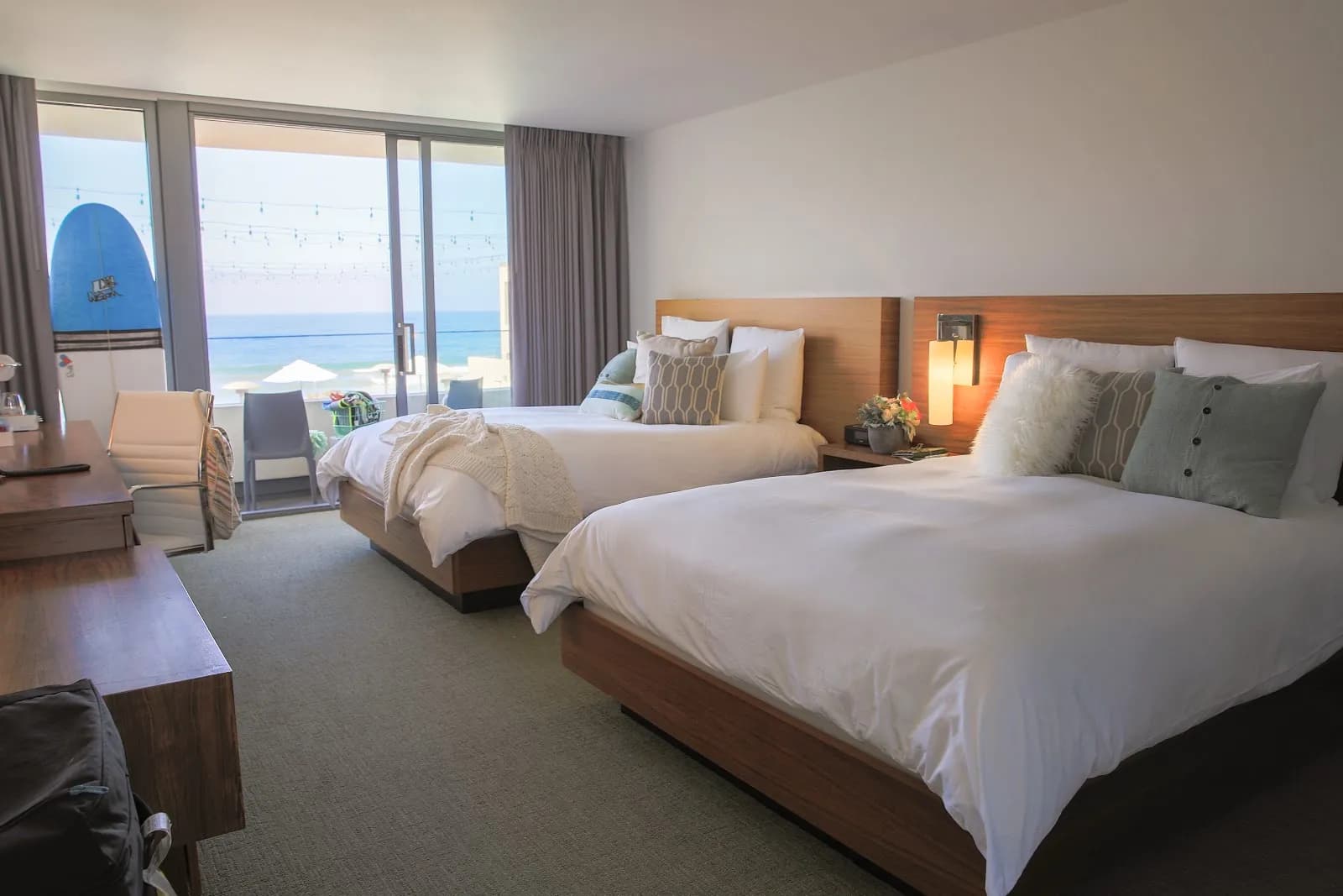 bedroom-doublebeds