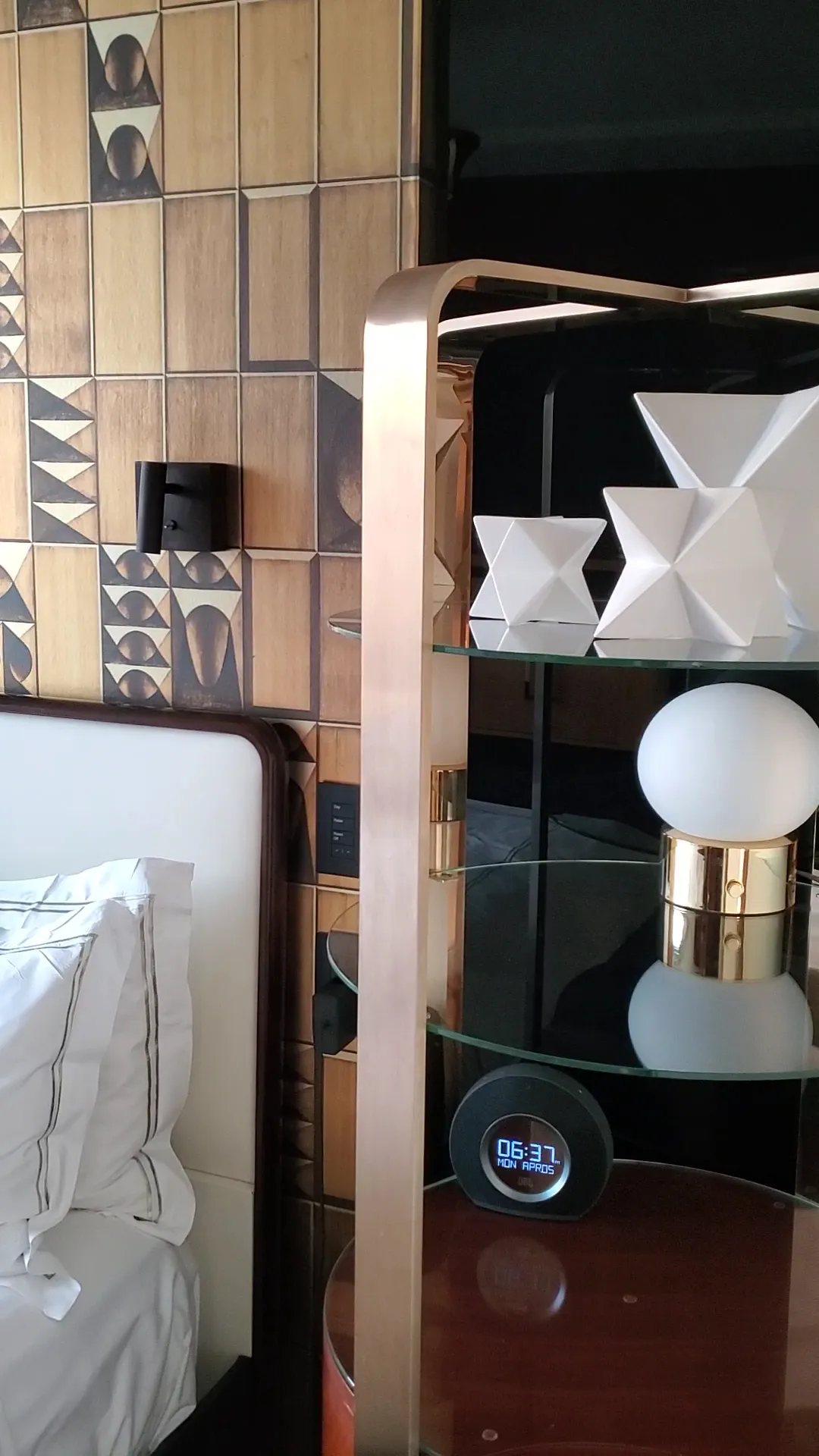 bedroom-roomdetail