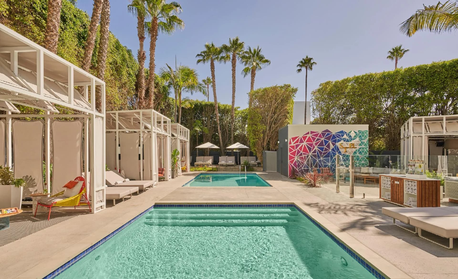 amenities-pool-2