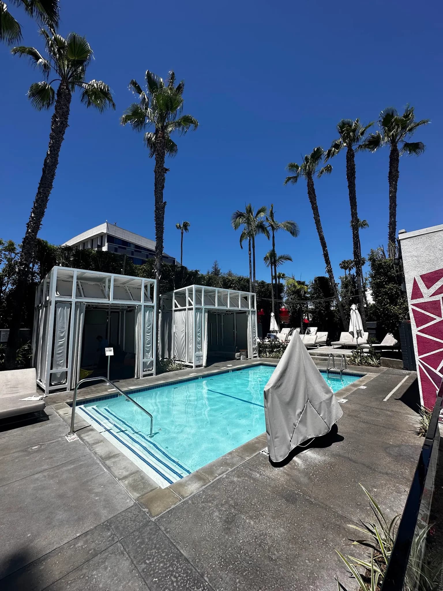 amenities-pool-3