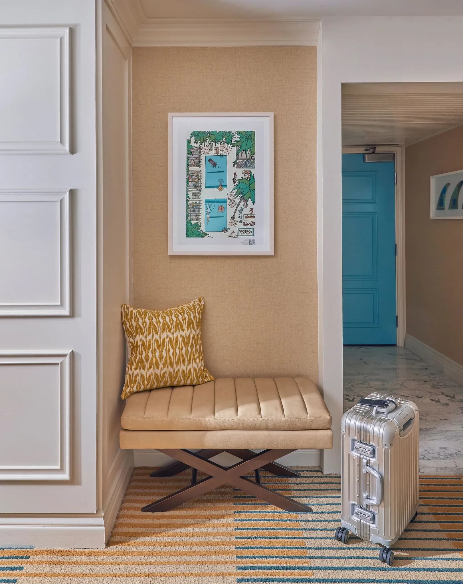 interior-entryway