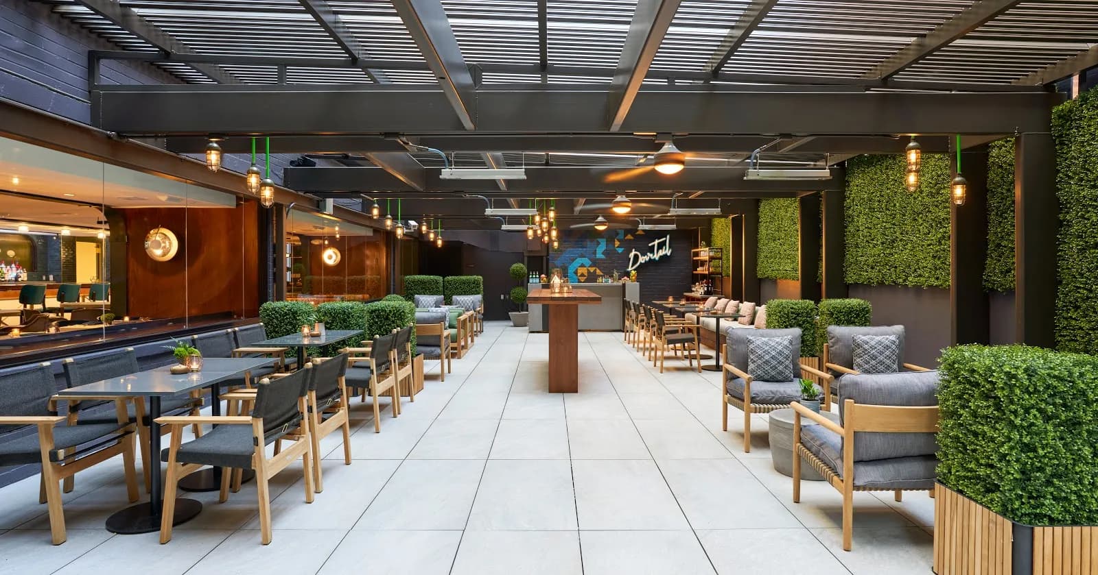 dining-outdoordining