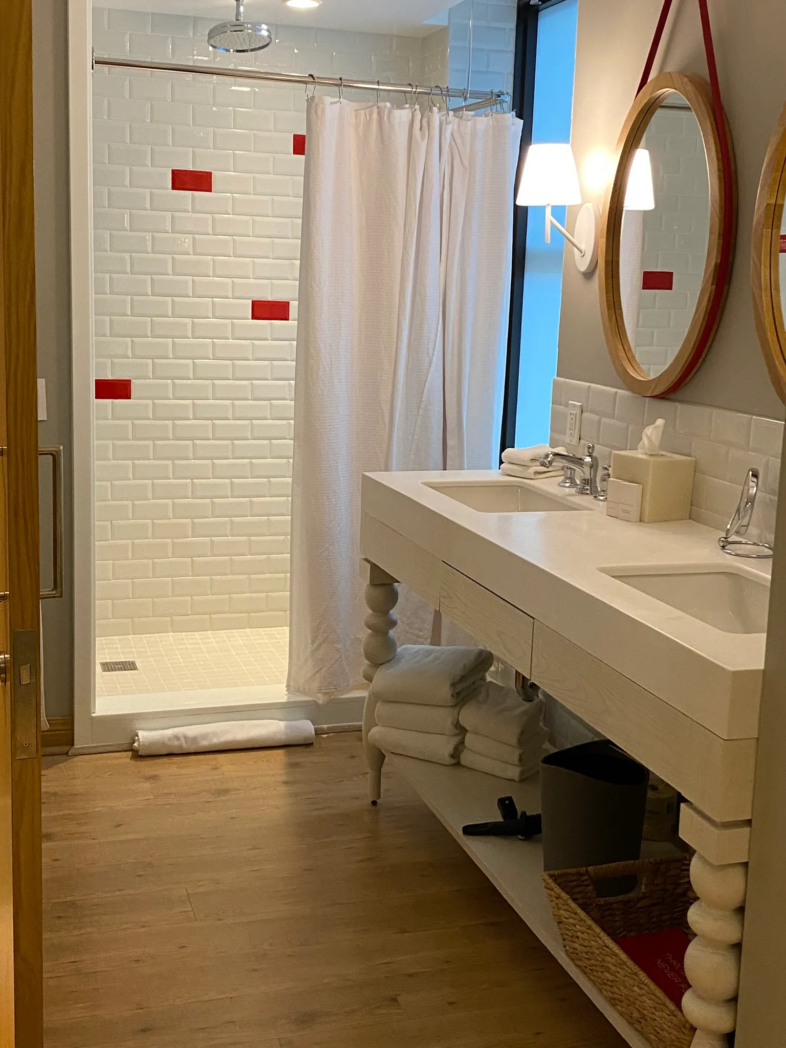 bathroom-shower