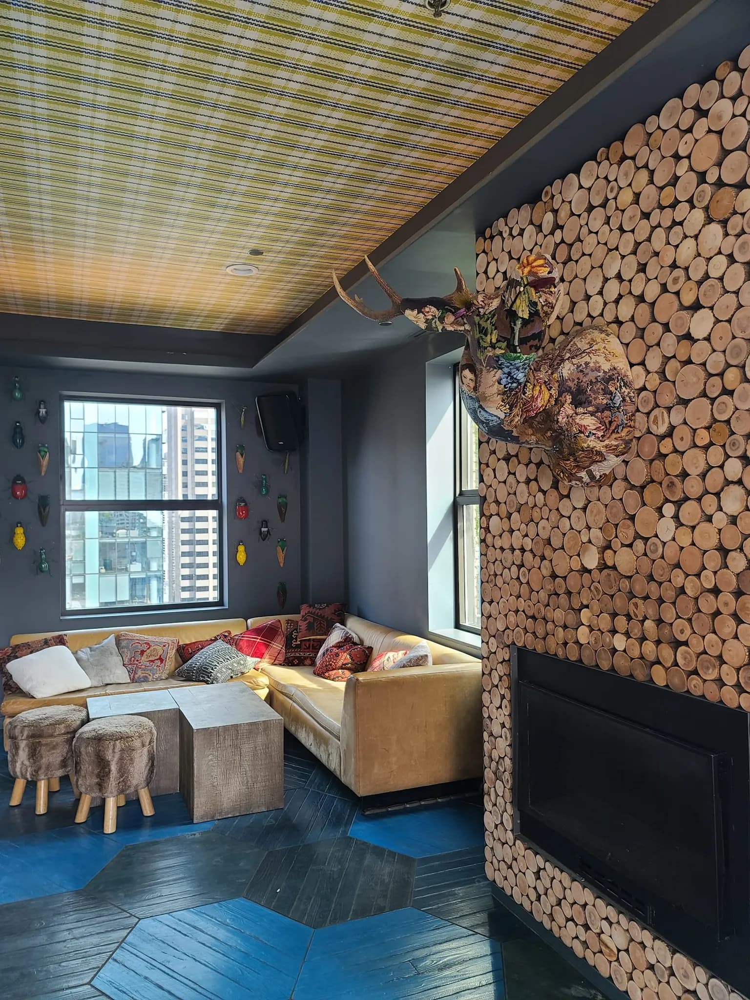 interior-lounge