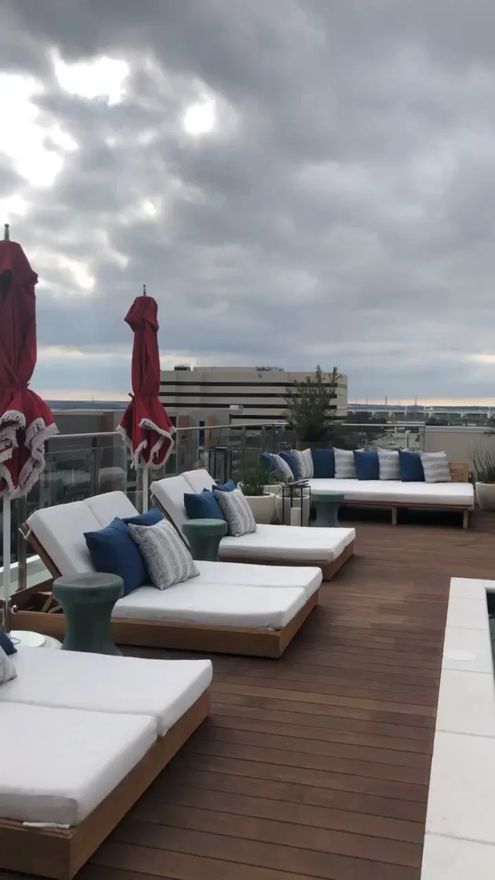 amenities-pooldeck
