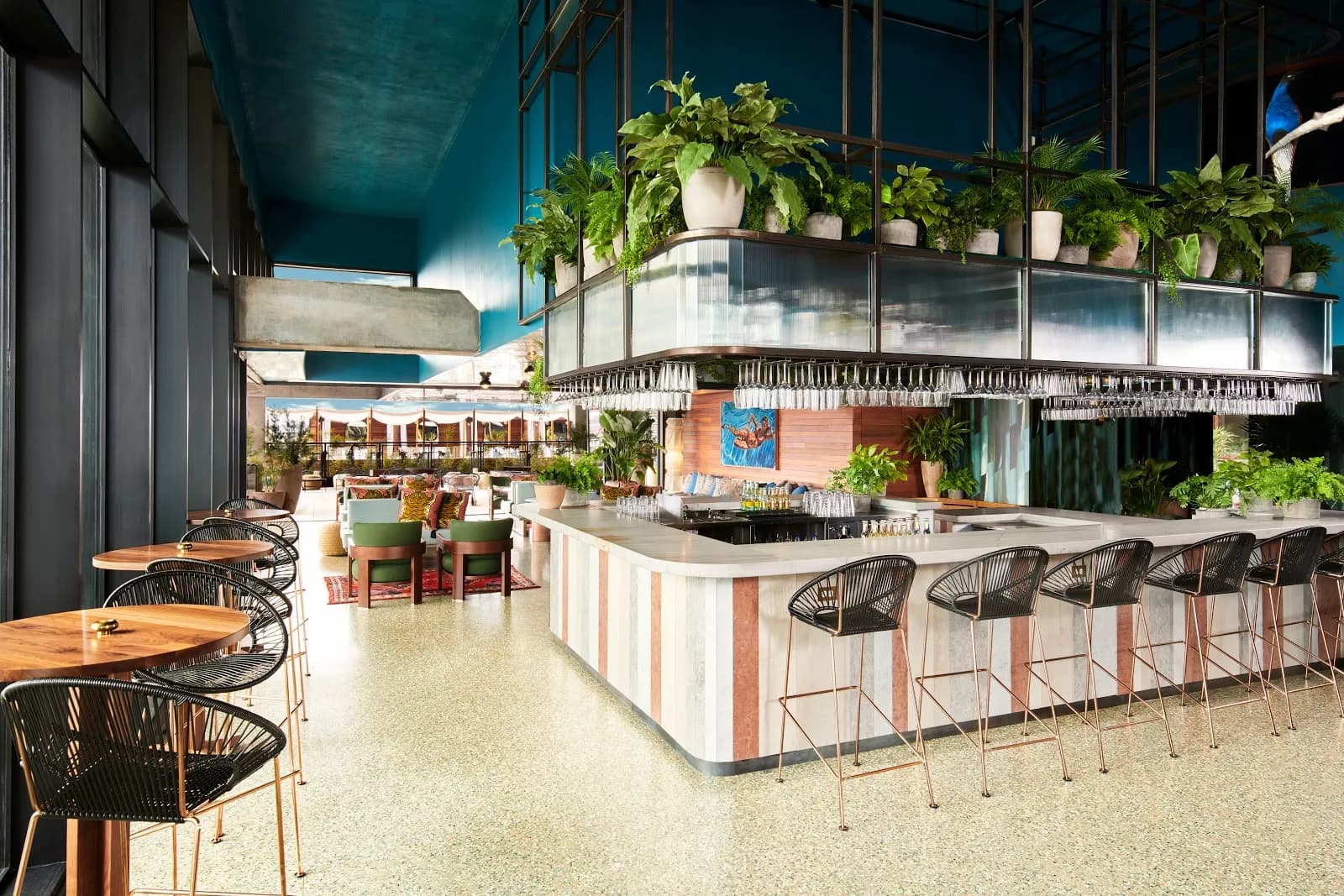dining-bar-2
