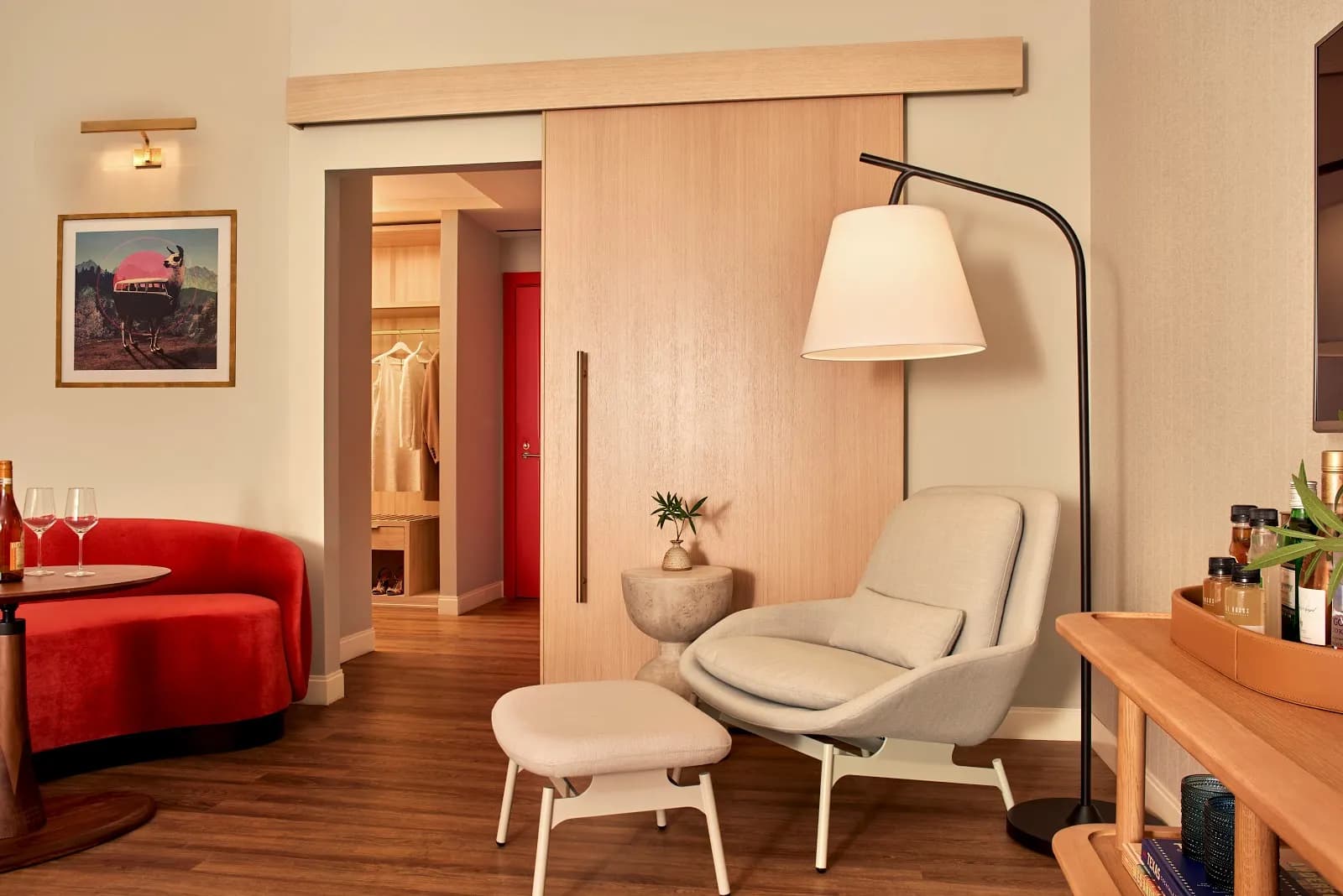 interior-suitesitting-2