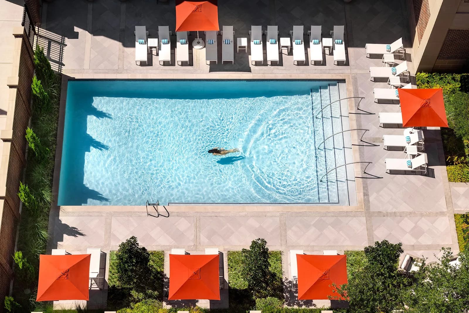 amenities-pool-3