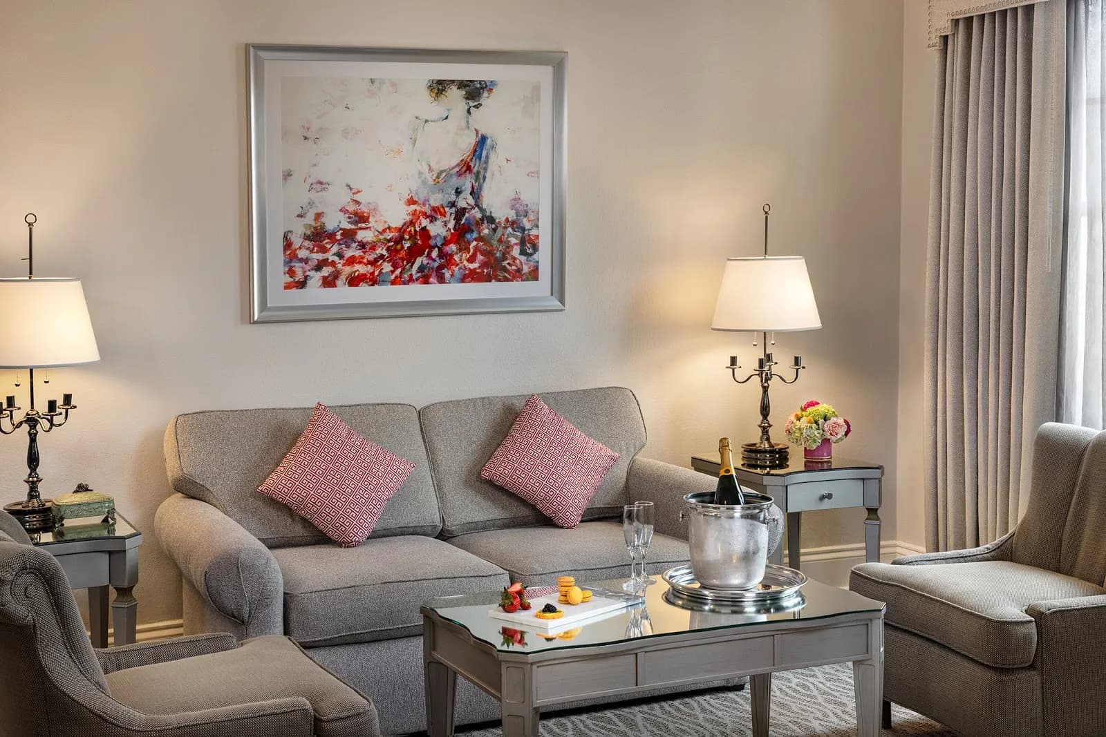 interior-suitesitting