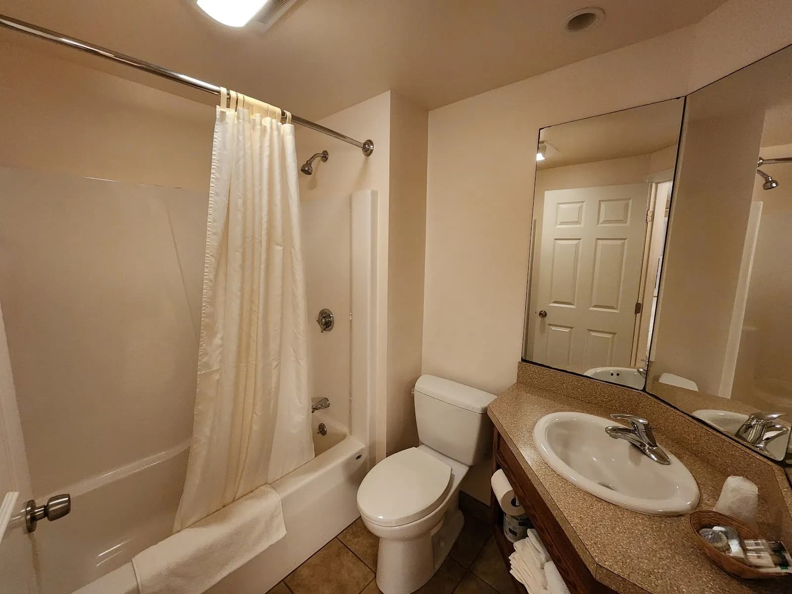 bathroom-shower